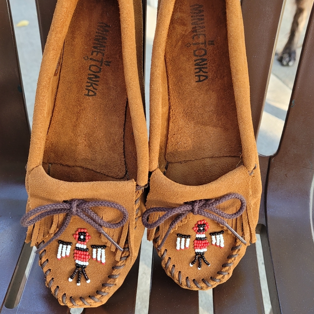 NEW..Sz 6.5 MINNETONKA MOCS